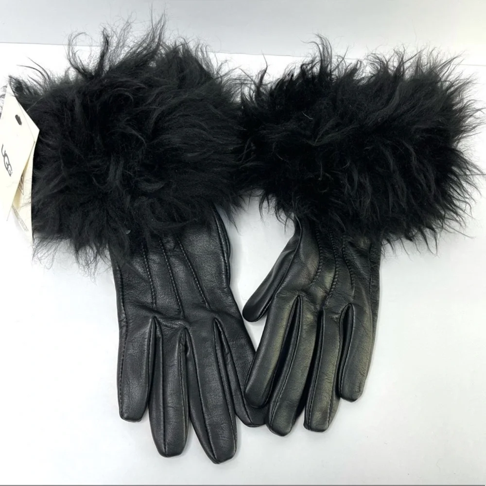 UGG Black Leather Gloves Fur Trim Black NEW Touchscreen Tech Size S